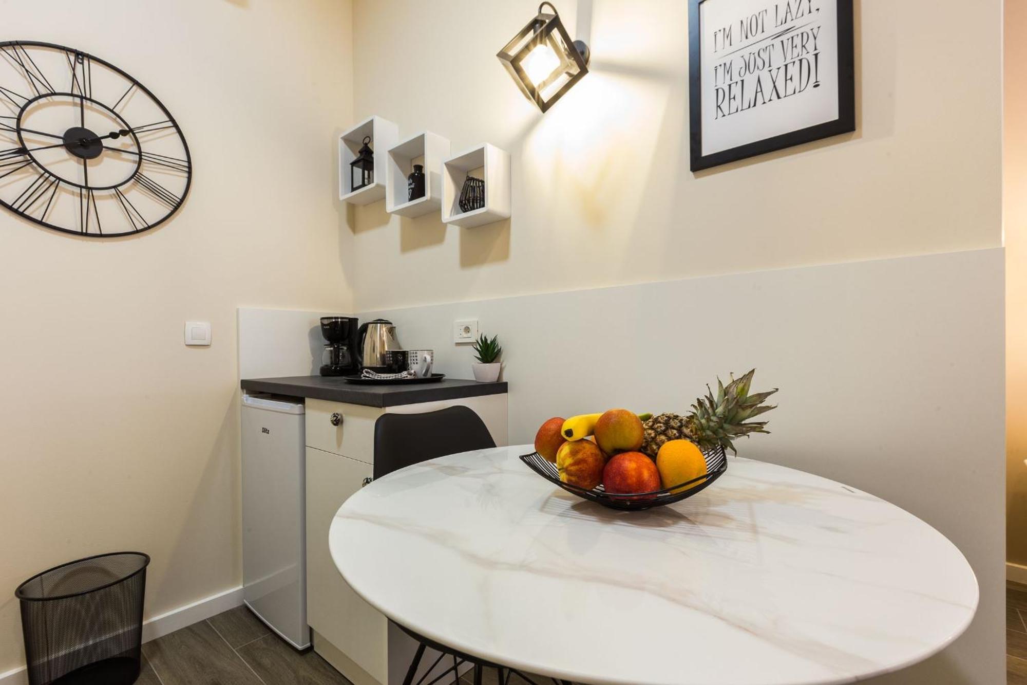 Angie Central Rooms ザダル 部屋 写真